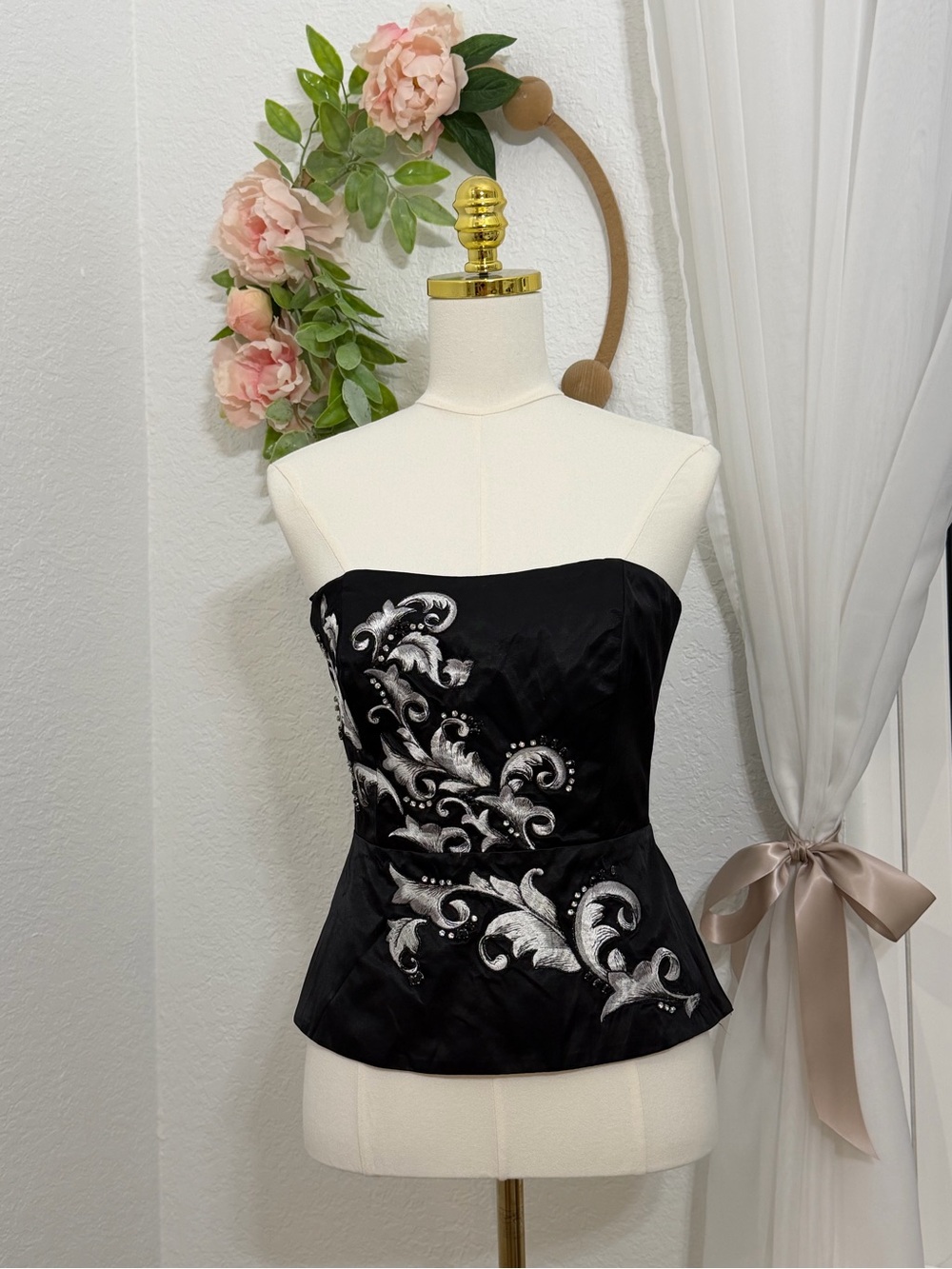 NEW White House Black Market Y2K VINTAGE Corset Bustier Size 2